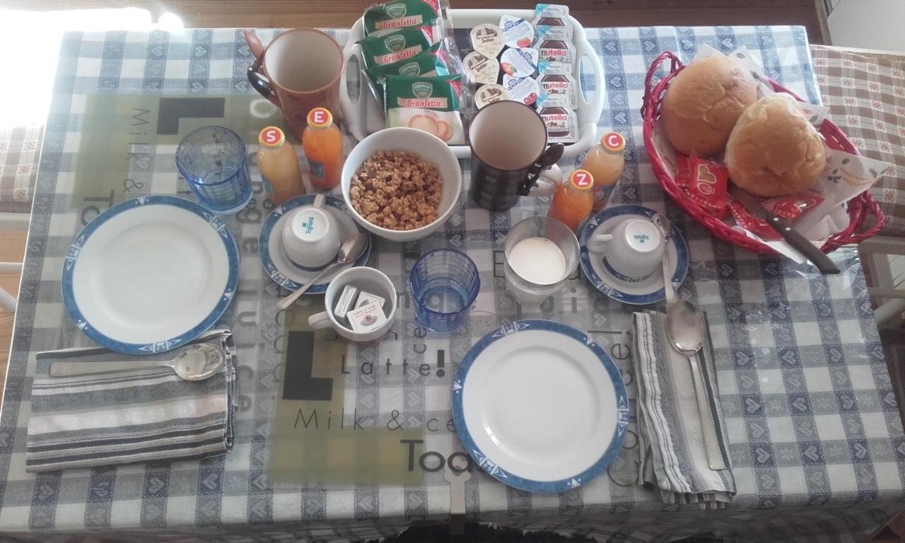 B&B Signora Elvira Capriana 外观 照片
